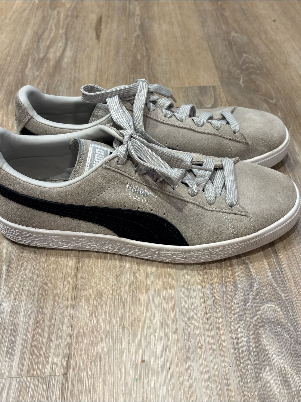 Puma Men's Suede Sneakers - Light Gray with Black Formstripe
